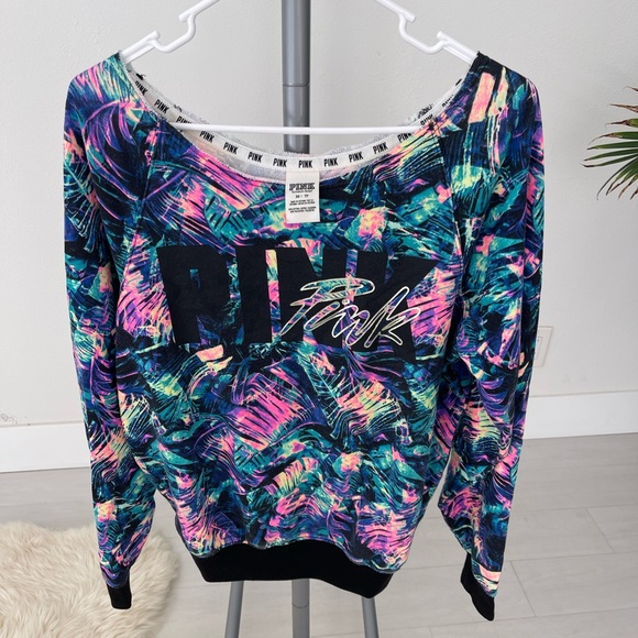 PINK Victoria's Secret Multicolor Graphic Top - Picture 2 of 3